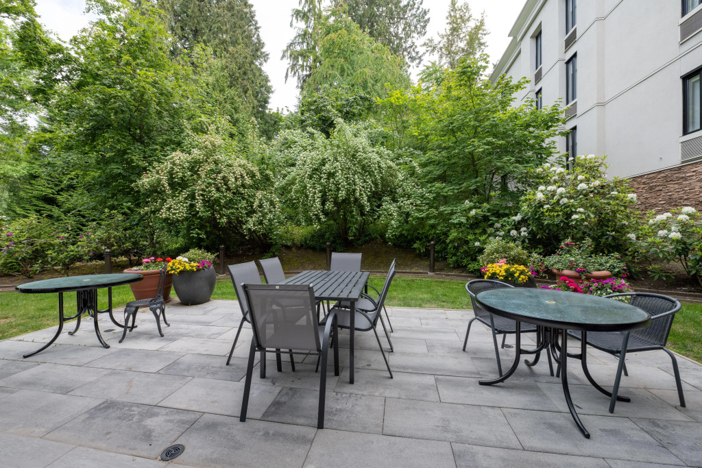 Holiday Inn Express & Suites Surrey by IHG - фото 27