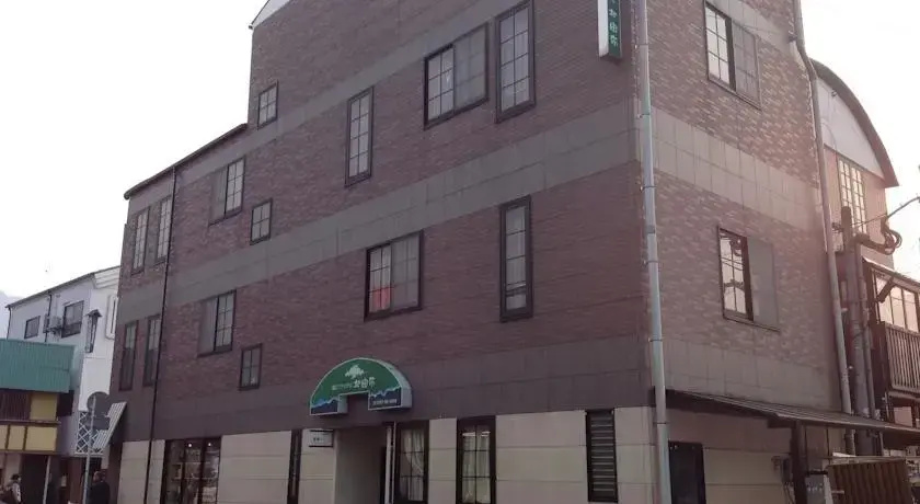 Hotel & Condominium airBest