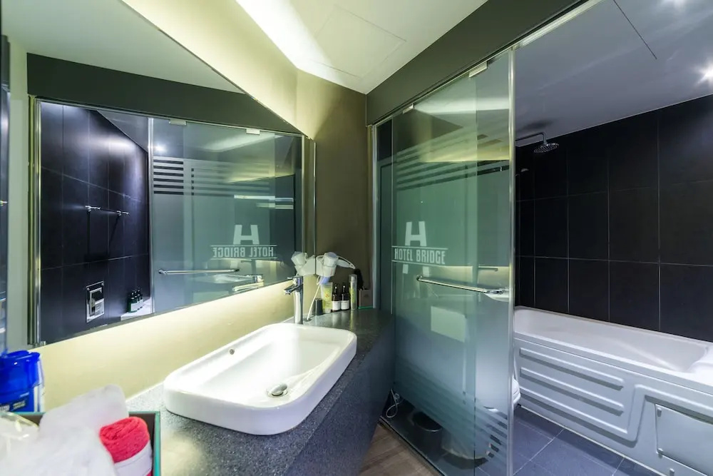 Hotel Bridge - Chambres