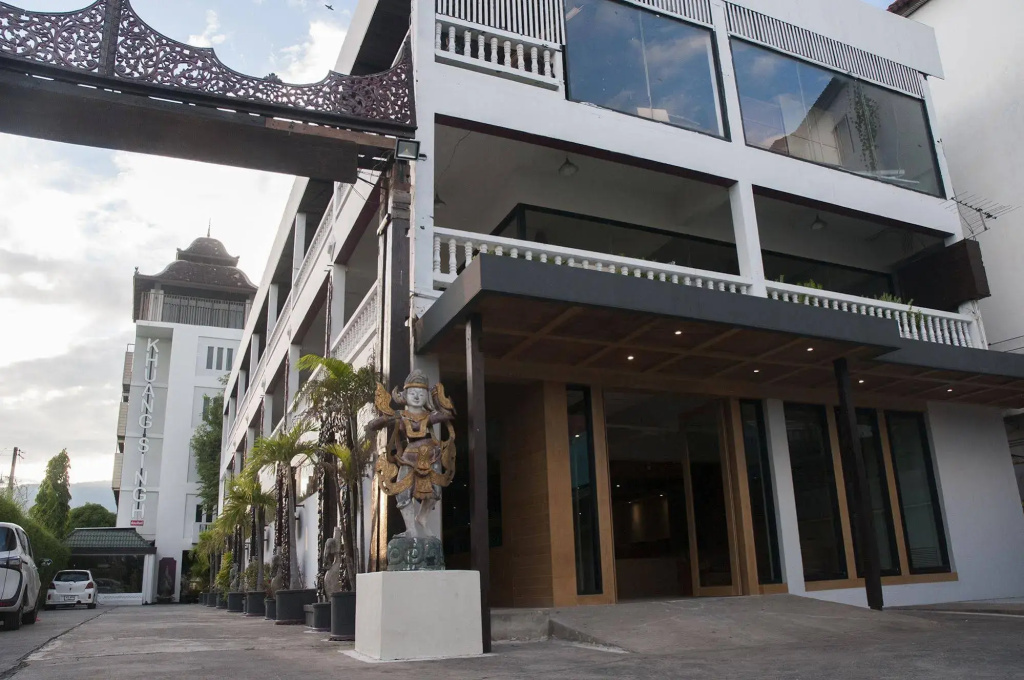 Khuangsingh Residence