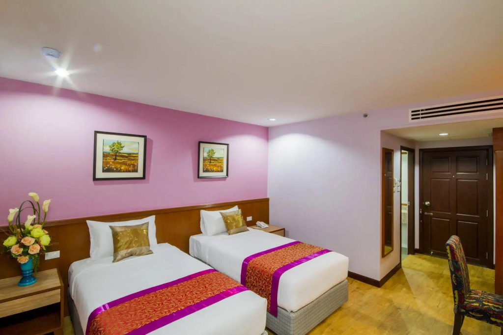 Hotel photo 12