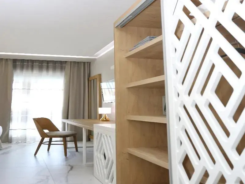 Deluxe Double room with garden view (full double bed)