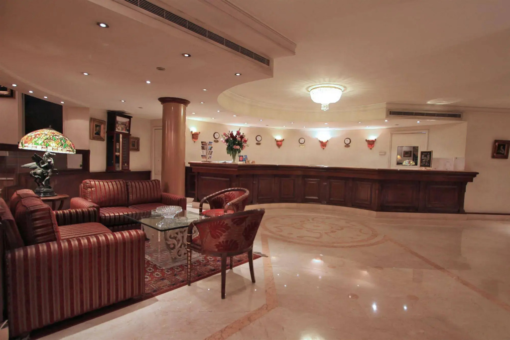 Hotel photo 2