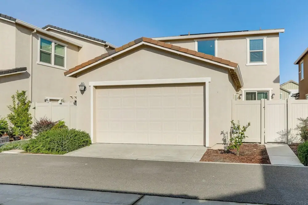 7 Mi to Dtwn Sacramento: Peaceful Gem w/ Patio!
