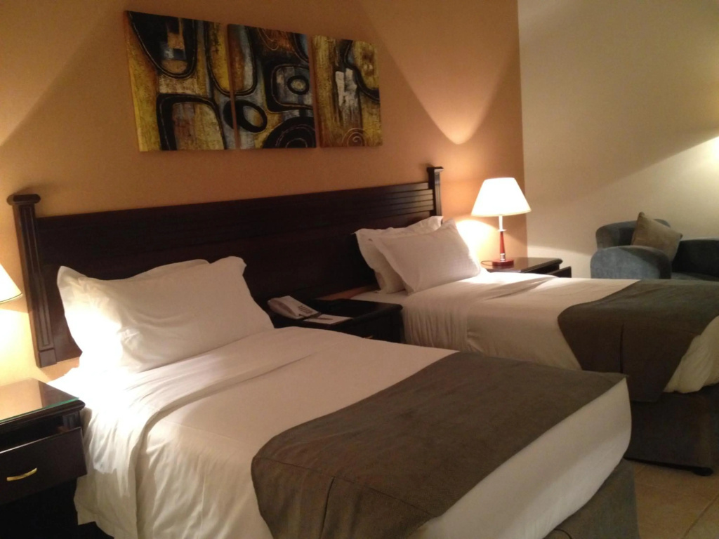 Отель Executives Hotel Al Azizia в Эр-Рияде