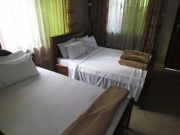 Mikumi Resort