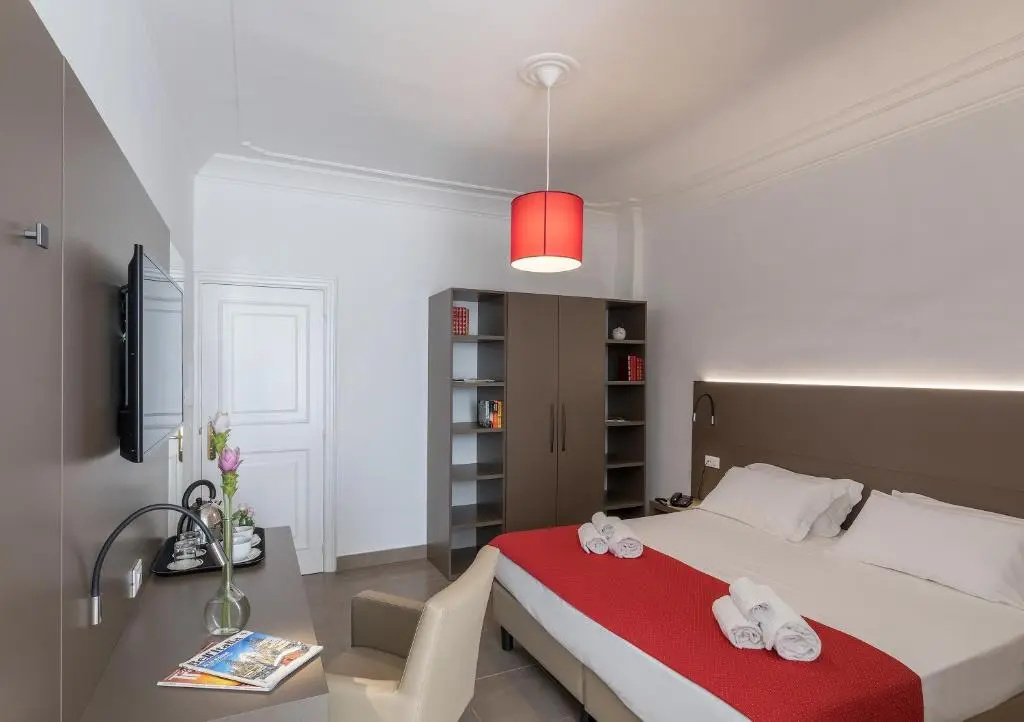 Standard Double room (full double bed)