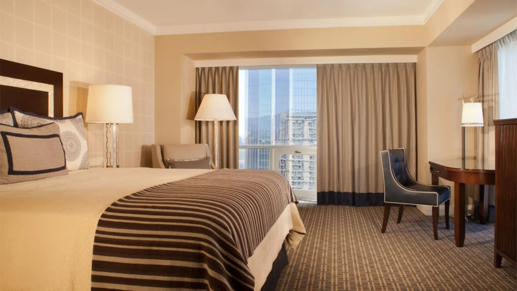 Omni Los Angeles Hotel at California Plaza - Chambres