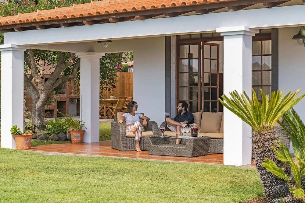 Country House With sea View, Southern Sunny House