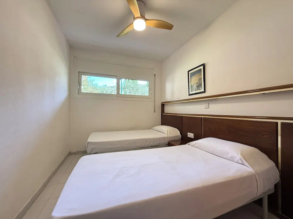 1 Bedroom Apartment with balcony