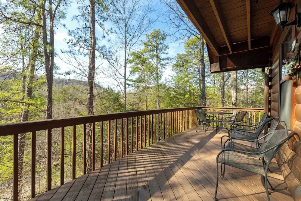 Bear Hideaway Cozy 3BR Cabin - фото 14