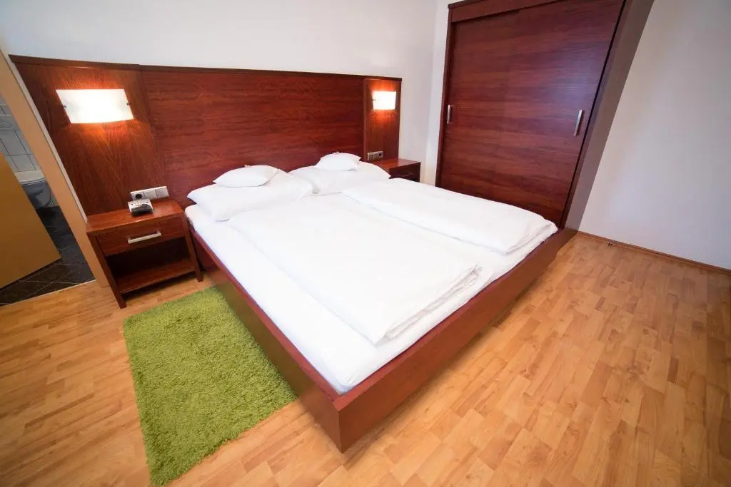 Wohnen by Lizzy Rohrmoser - Chambres