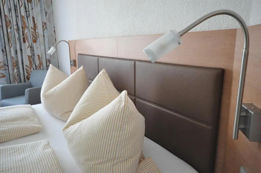 Hotel Pension Jasmin - Chambres