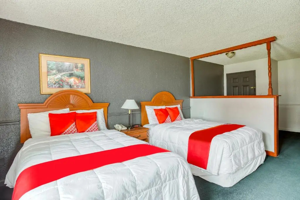 Quadruple Suite