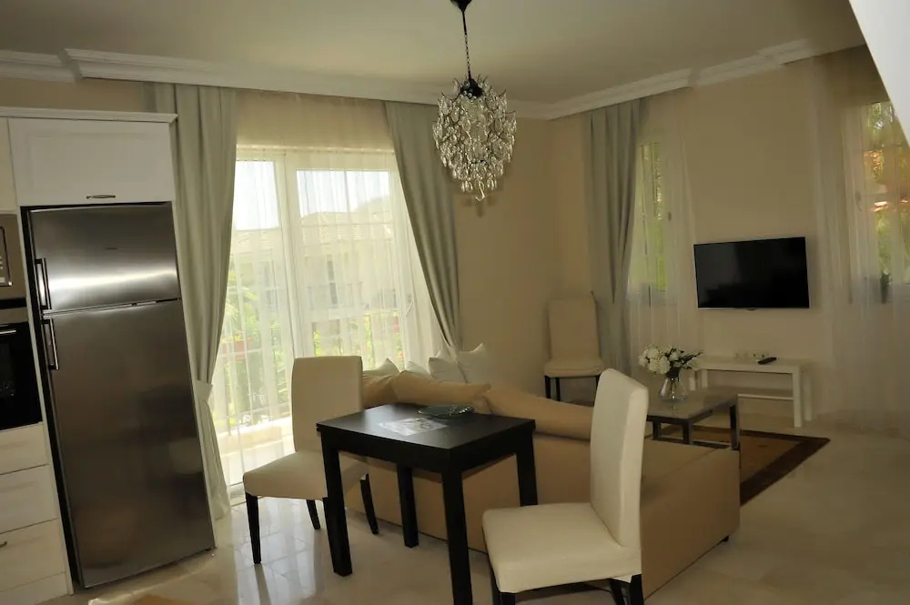 Deluxe Quadruple room with view