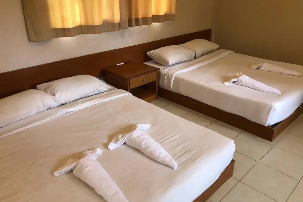 Deluxe Quadruple room