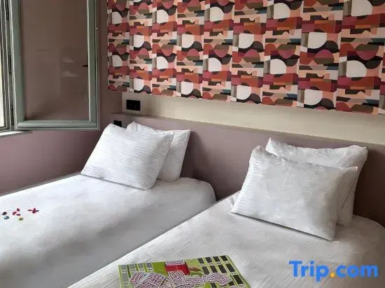 Standard Duplex room