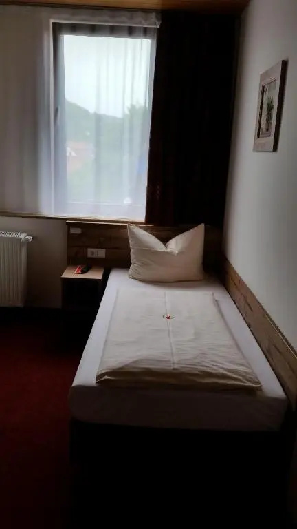 Hotel Alte Krone - Chambres