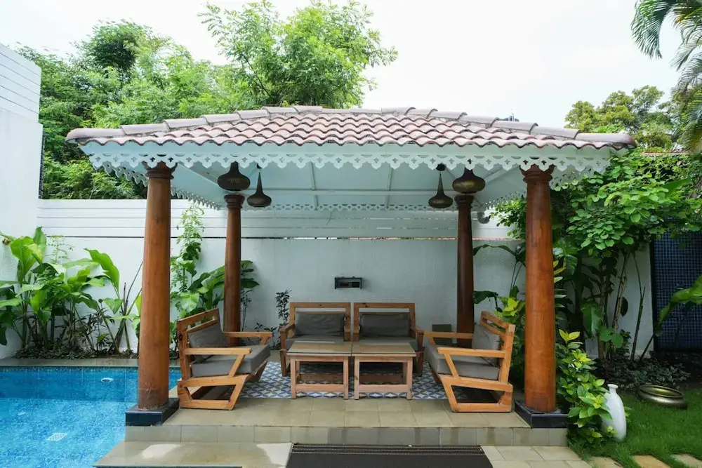 Villa Bauhinia - 5bhk With Pool 10 Mins to Beach