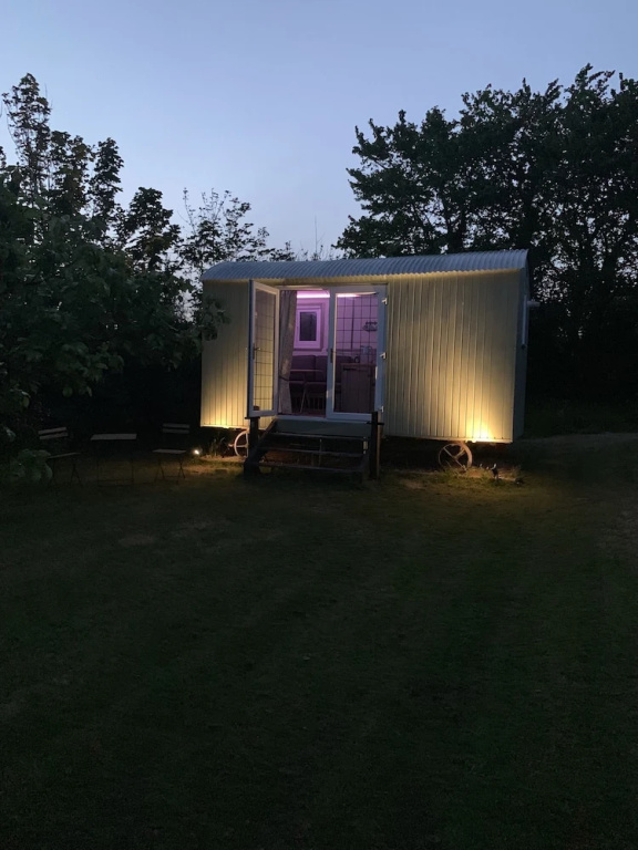 Hillcrest Hut