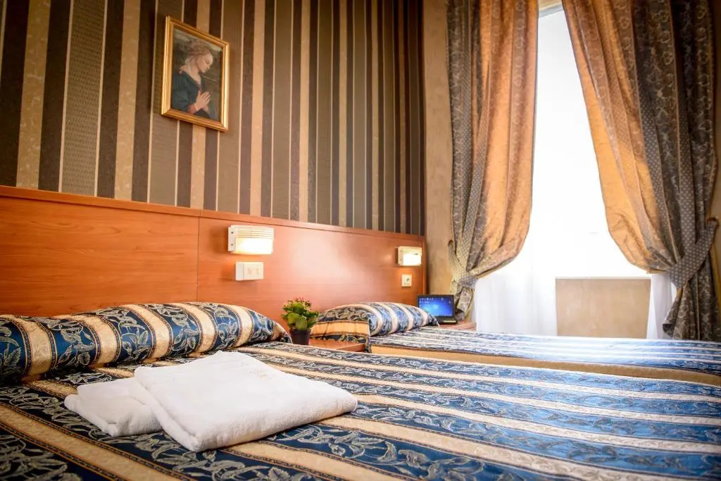 Hotel Emmaus - Chambres