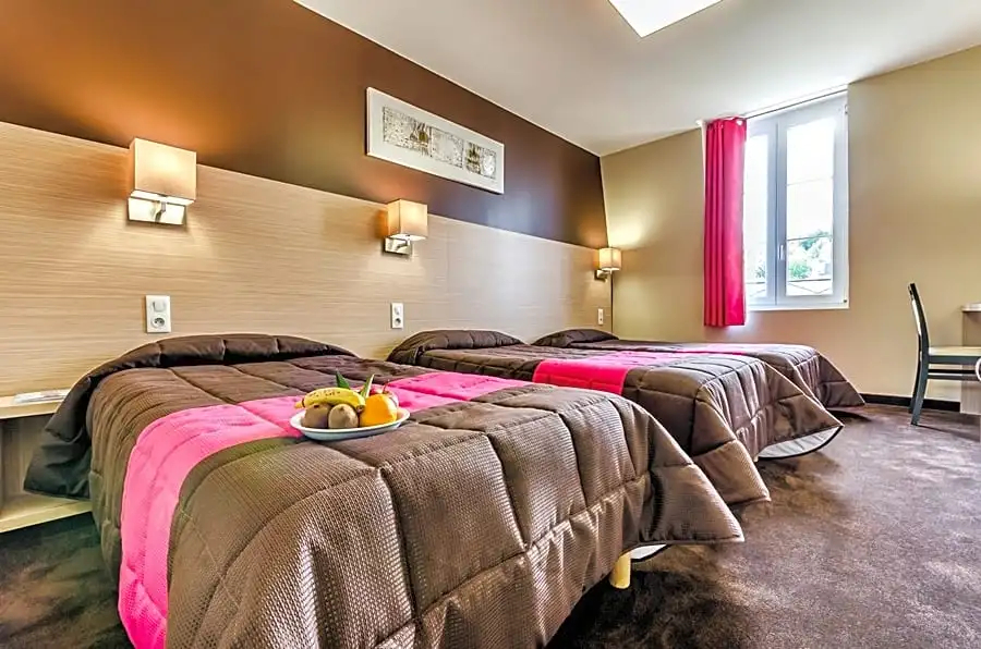 標準四人房，雙人床