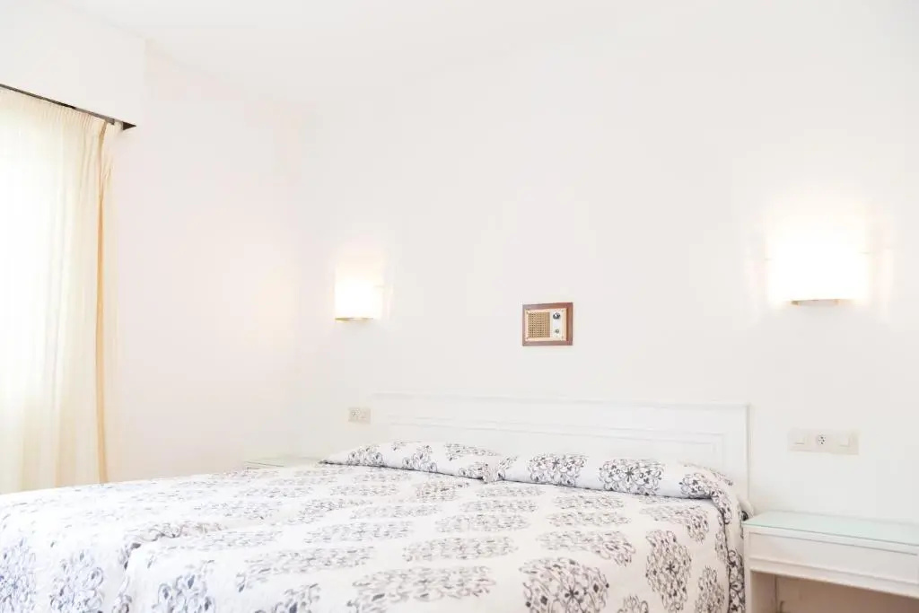 Rey Fernando Hotel - Chambres