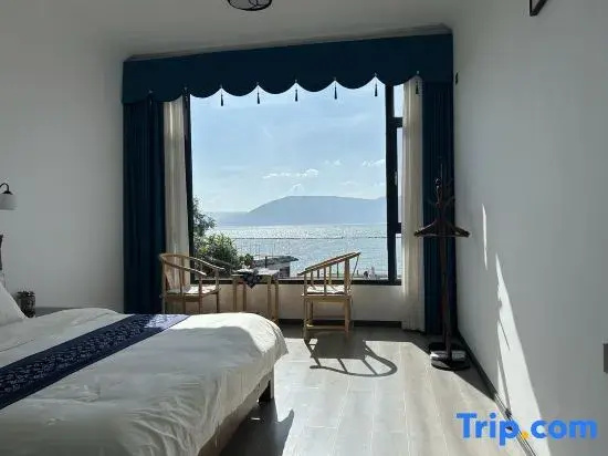 Standard Double room with sea view (full double bed)