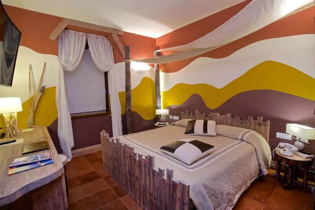 Superior Double room (full double bed)