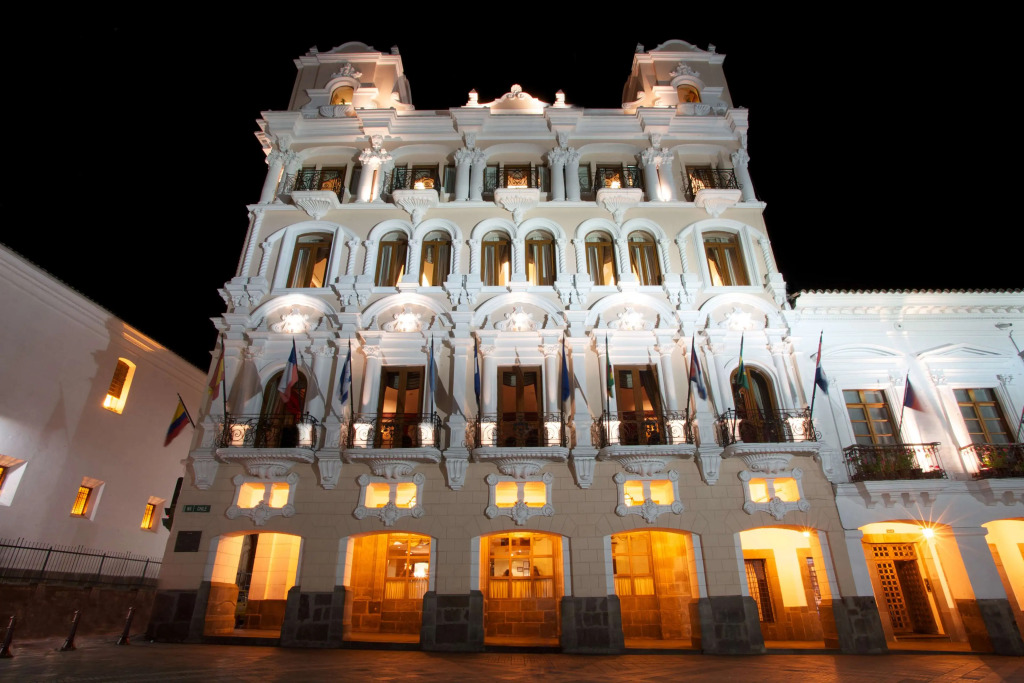 Hotel Plaza Grande