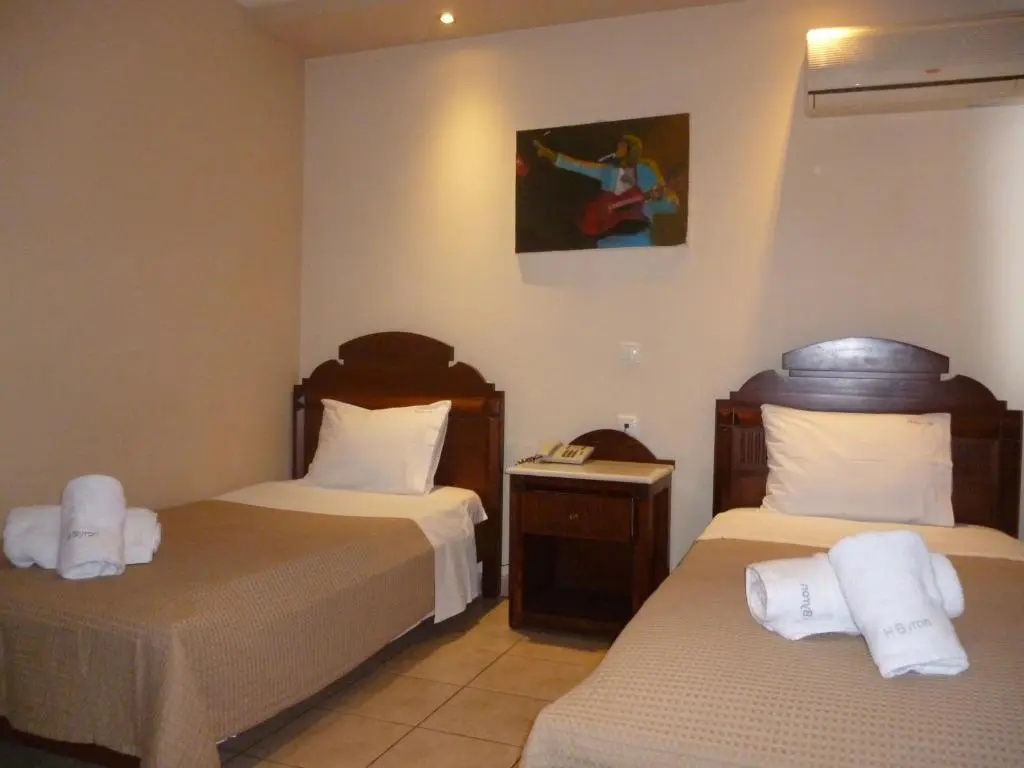 Standard Double room (full double bed)
