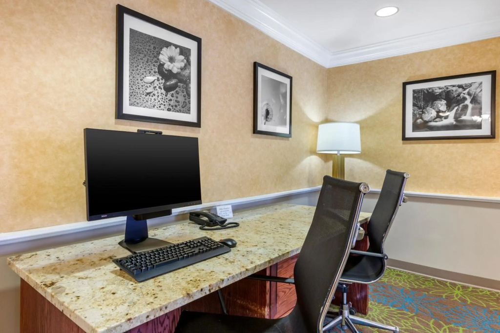 Garner Hotel Idaho Falls Southwest by IHG - фото 43
