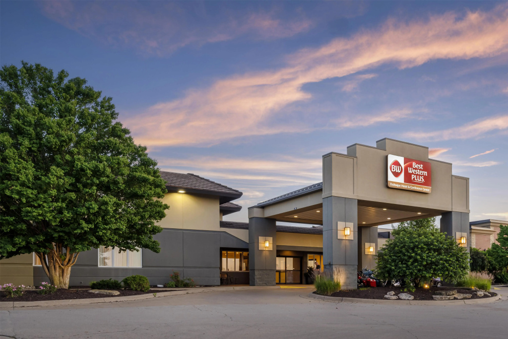 Best Western Plus Dubuque Hotel & Conference Center