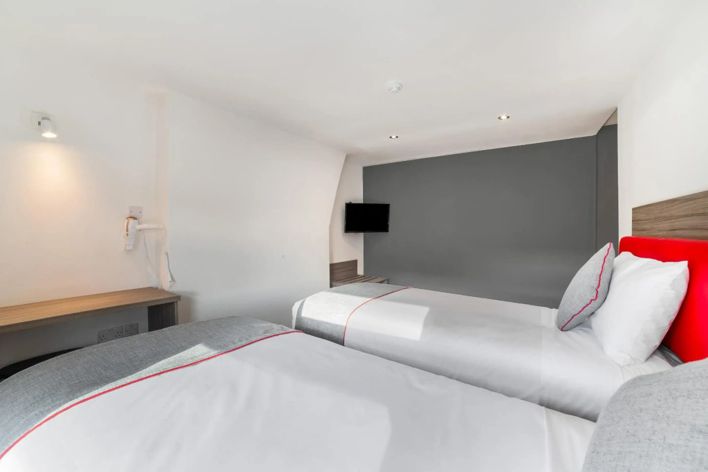 Hotel photo 12