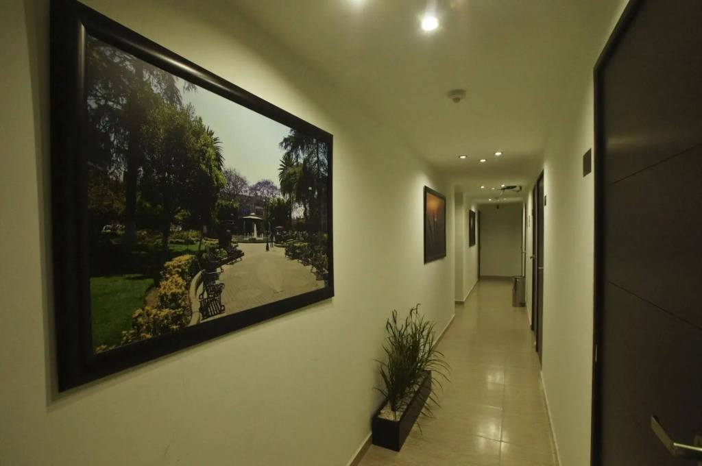 First Inn Hotel & Business - Général