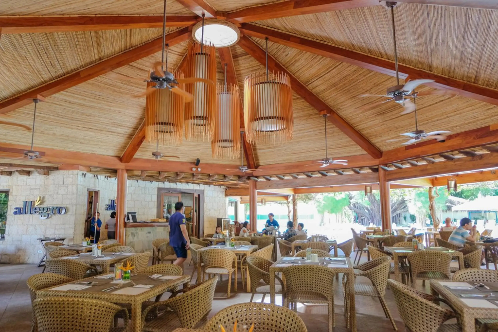 Bluewater Maribago Beach Resort - фото 31