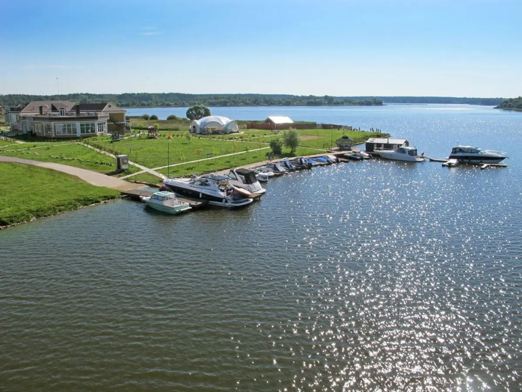 Beach & Waterfront