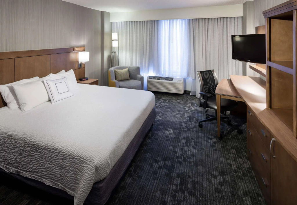 Courtyard by Marriott Charlottesville University Medical Ctr — фото 5