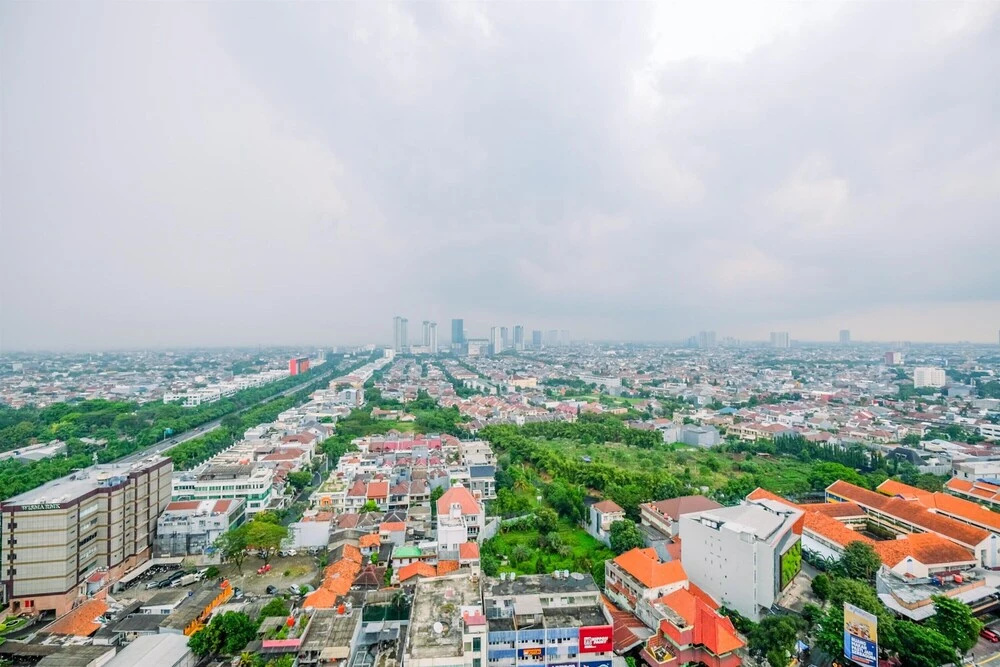 Spacious and Nice 3BR Apartment at Veranda Residence Puri