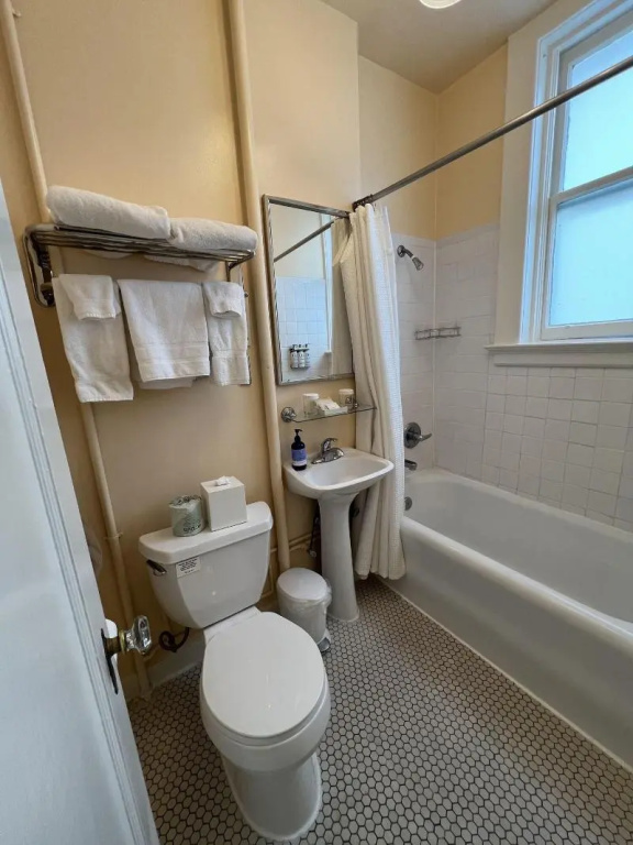 The Andrews Hotel - Chambres
