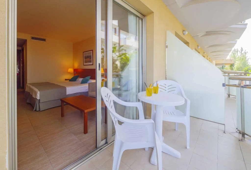 DWO Sirius -Adults Only - Général