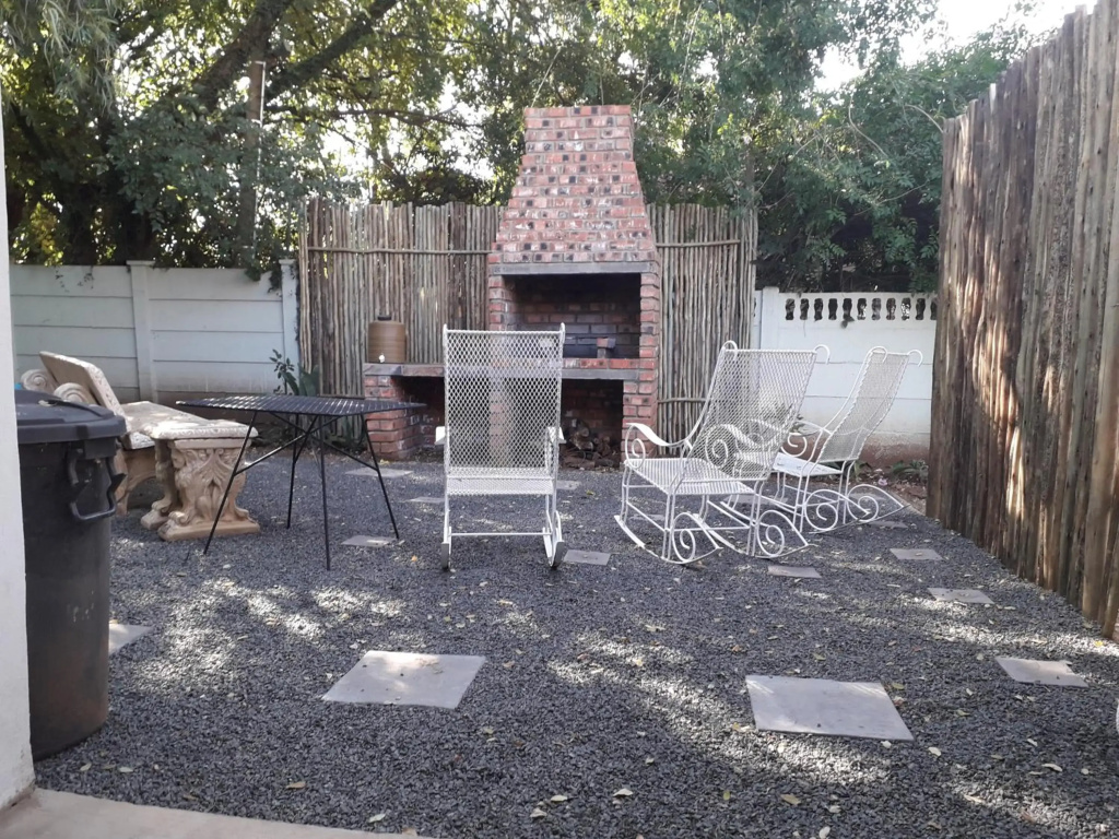 Relax in Joy & Mignon for a bushveld Feeling