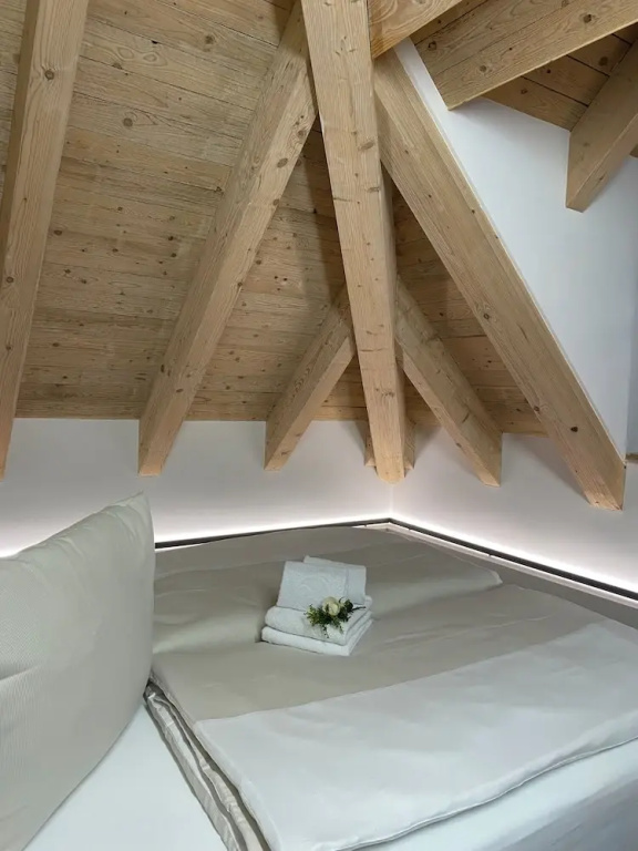 4 Bedrooms Family Apartment