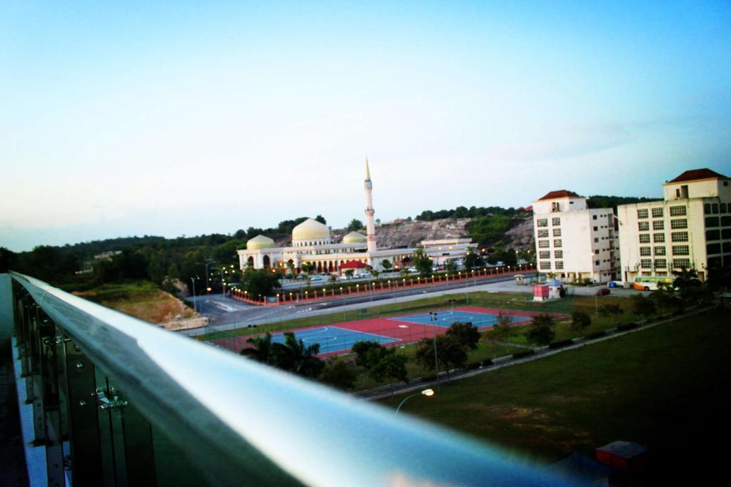 Hotel Time Nilai