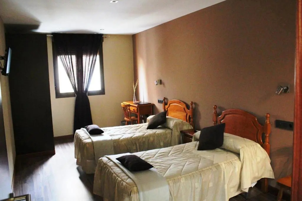 Standard Double room (twin beds)