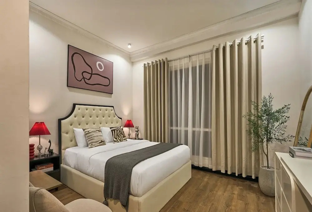 The Passion Lux Airport Hotel Apartment — фото