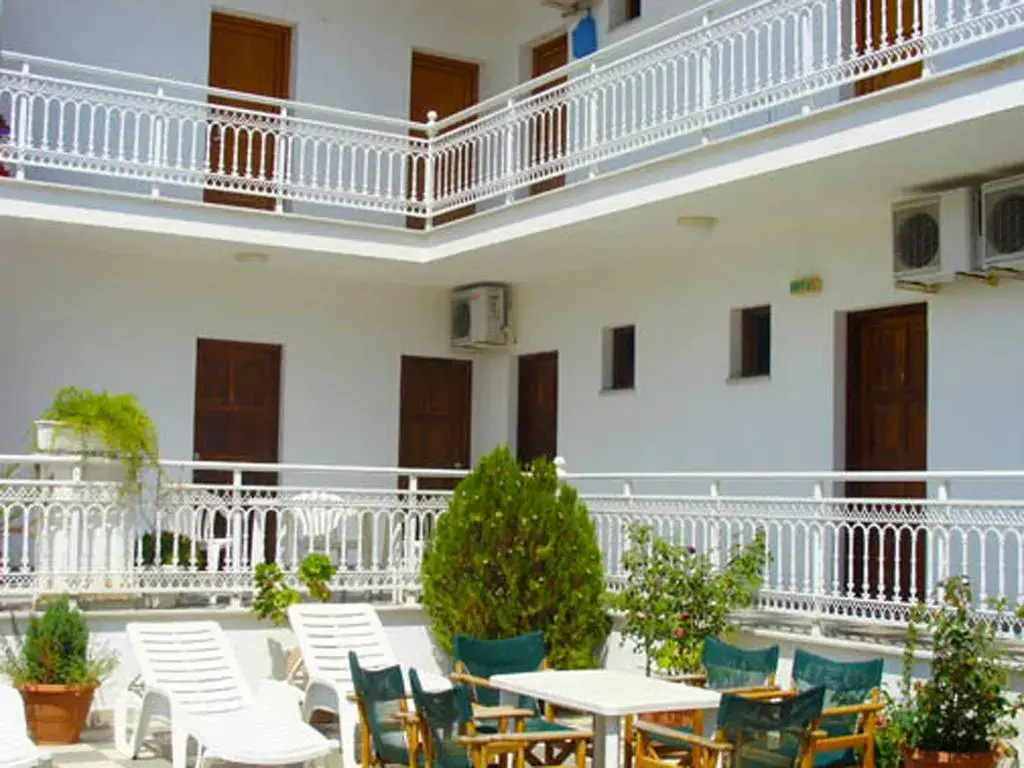Hotel photo 11