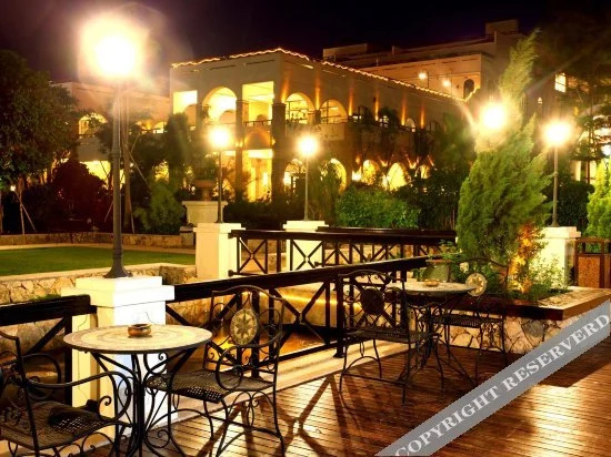 Tritonbay Saltwater Hotspring Resort - фото 11