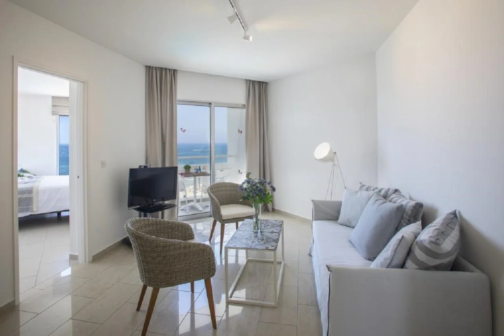 Leonardo Plaza Cypria Maris Beach Hotel & Spa - фото 7