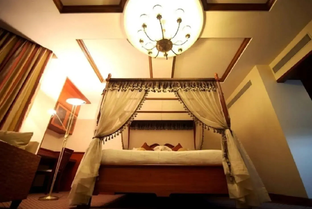 Hotel Cenneys Gateway - фото 4